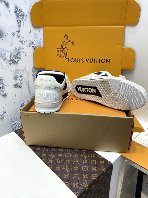 ルイヴィトン靴全体デザイン